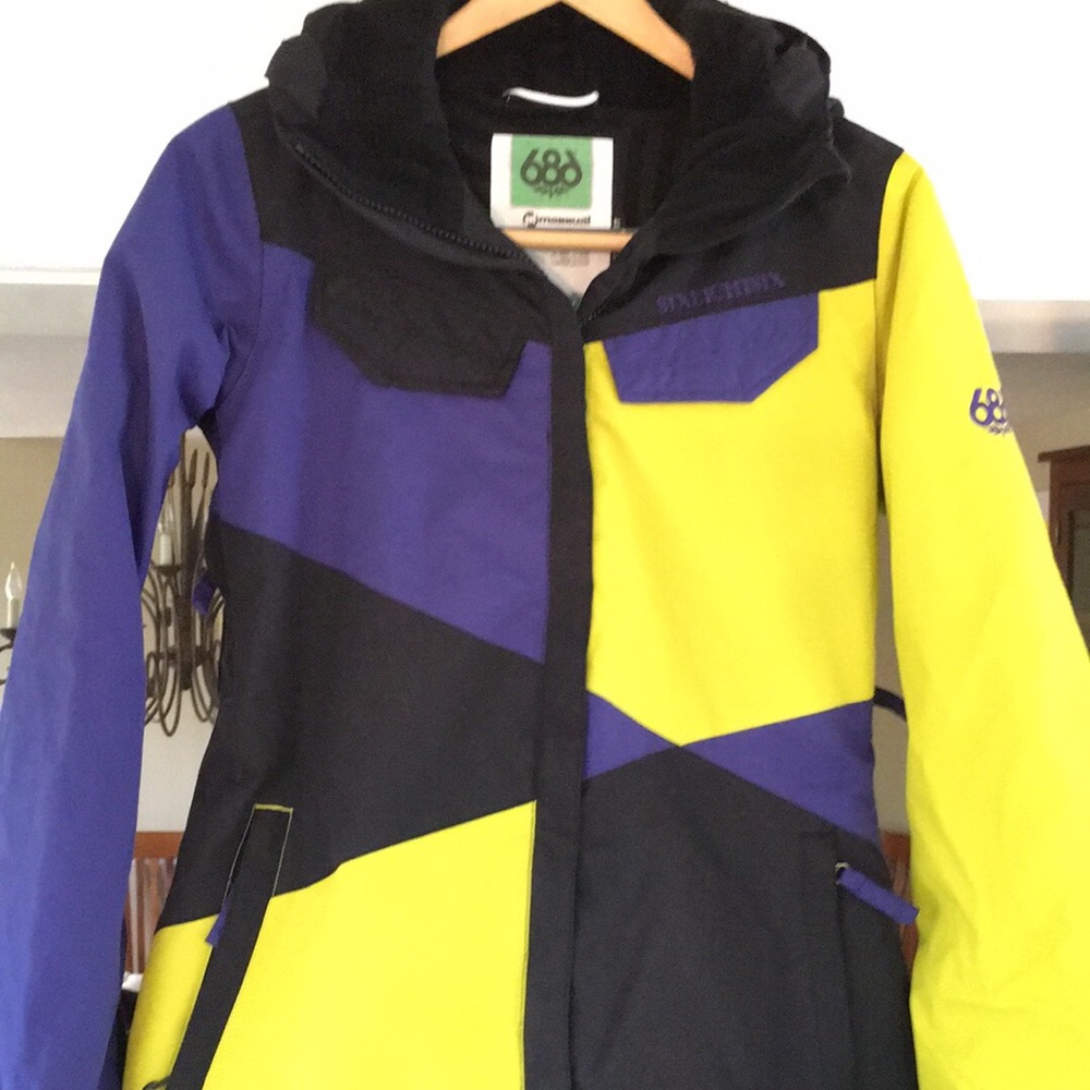 686 Women’s Ski Jacket